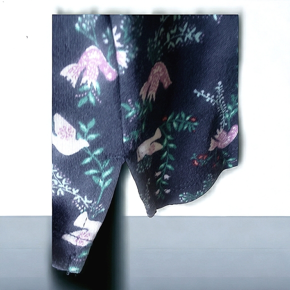 Croft and Barrow v-neck, long-sleeve cotton top, size S - Picture 4 of 4